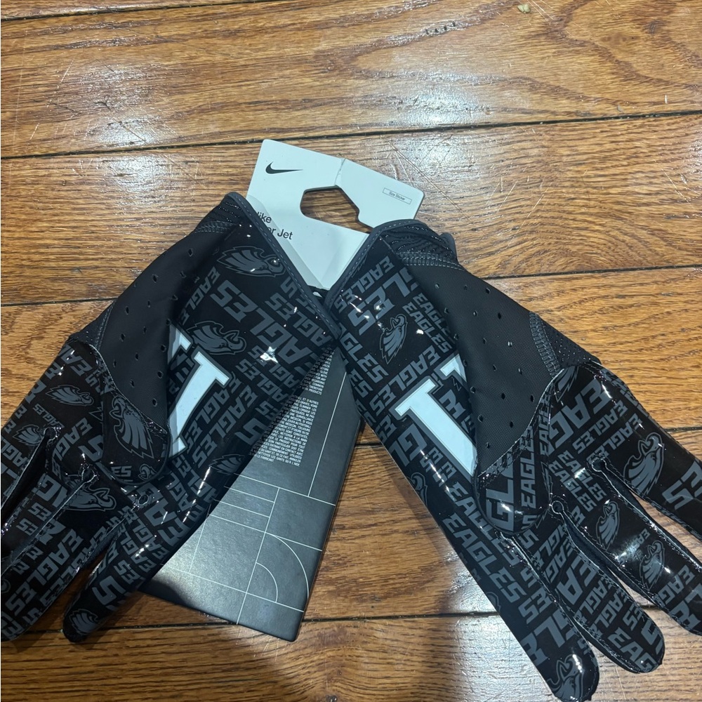 NIKE VAPOR JET 8.0 NFL EAGLES #11 A.J. BROWN PLAYER ISSUED FOOTBALL GLOVES RARE